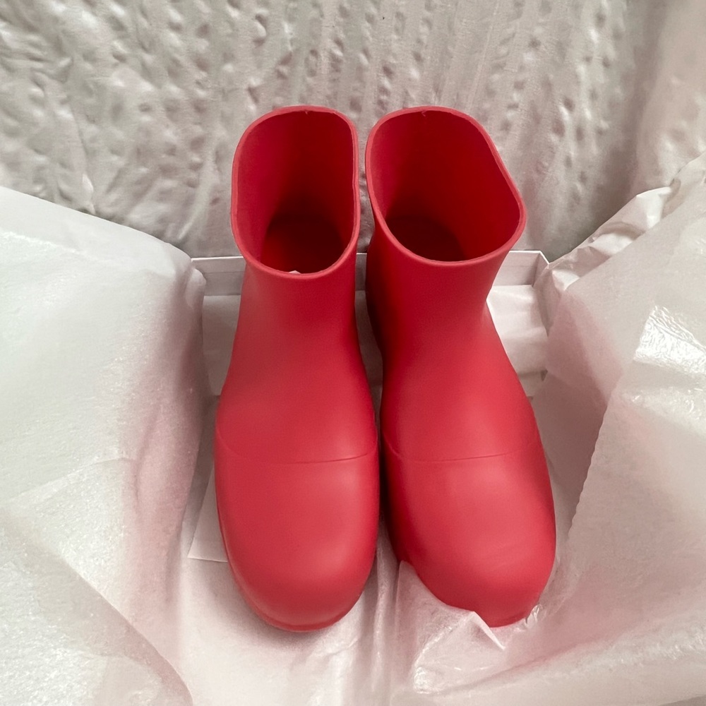 Bottega Veneta Red Ankle Booties